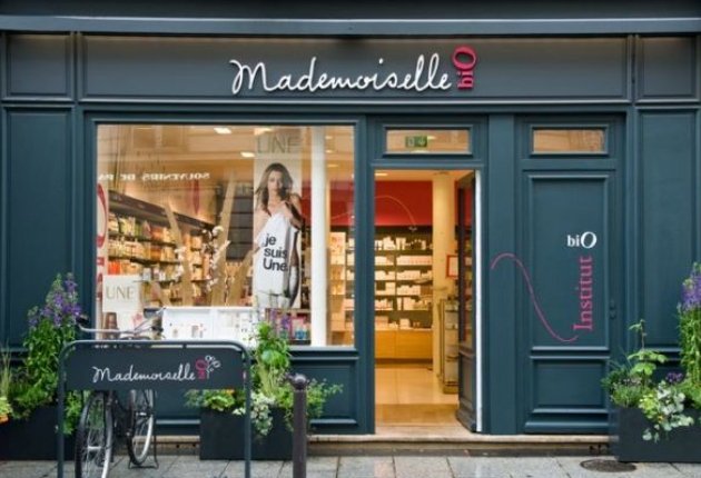 Mademoiselle Bio